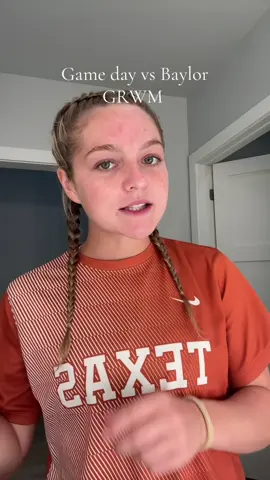 Come yap while I get ready for baylor #fyp #grwm #texaslonghorns #soccergirls #collegesoccer @Kosas @LaRochePosayUS @Saie @Benefit Cosmetics @SACHEU Beauty US 