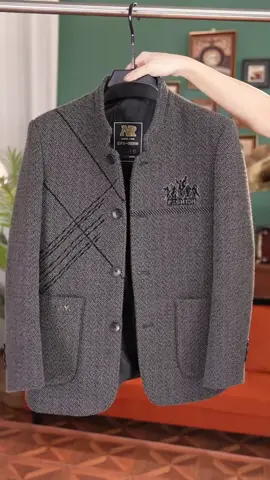 Áo khoác nam cao cấp Đặt hàng nhắn qua LINK FACE.BOOK /WhatsApp 84394.214.228 #jacket #aokhoacnamcaocap#aokhoacnam #khoacnam#aokhoacnamdep 