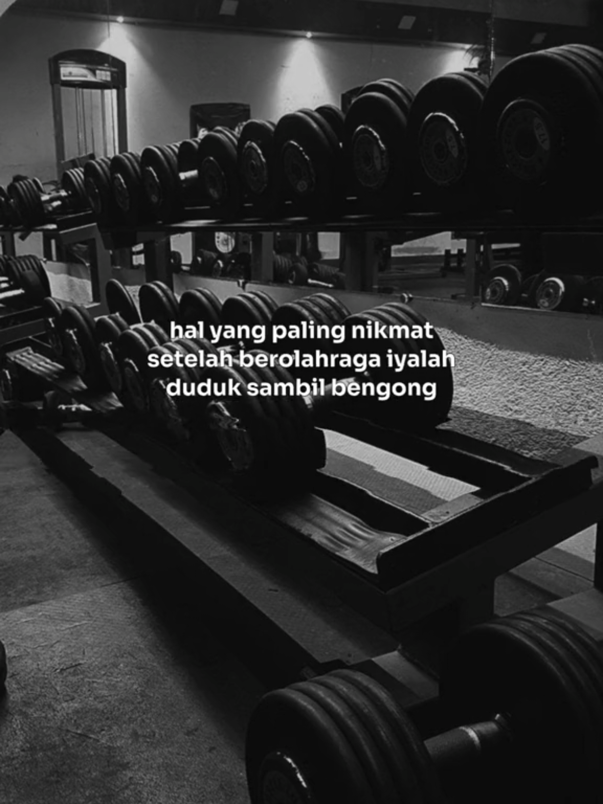kenapa ya setelah olahraga itu ngelamun pun enak? 🤔 #workout #mansastory 