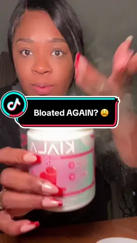 Bloat will humble you quick 😩 jeans not zipping, stomach mad at everything you eat, and water ain’t helping. One scoop of these greens and I finally felt lighter, like my gut calmed all the way down. Not medical advice, results may vary. #guthealth #kialagreens #supergreens #bloat #wellness 