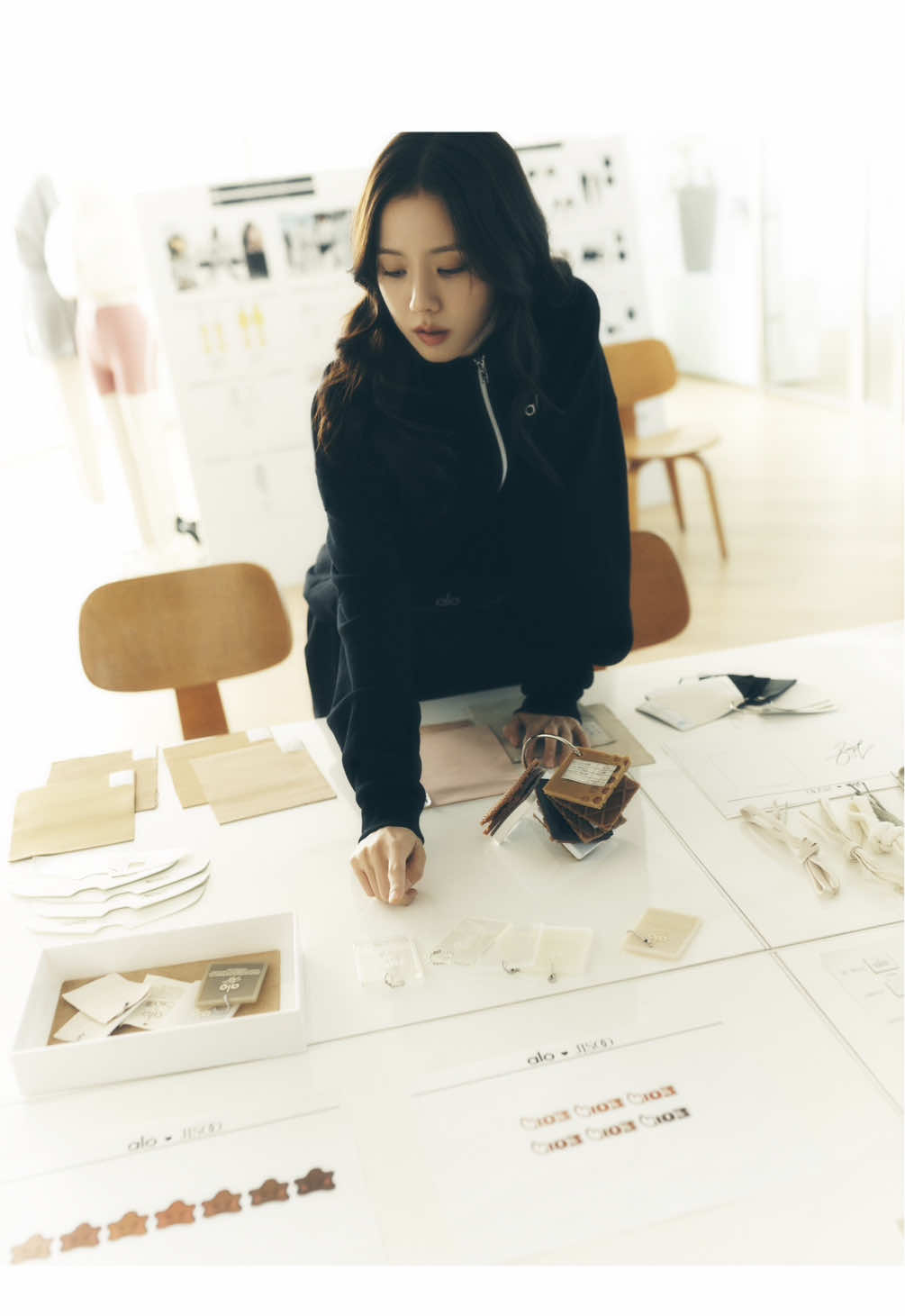 something exciting with jisoo coming this fall. 