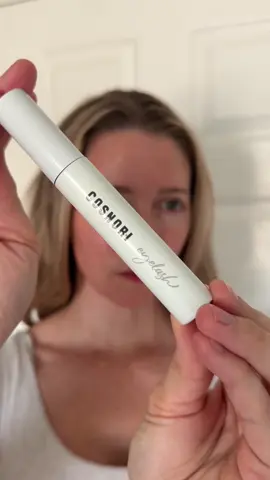 #ad Week 1 lash update with @COSNORI Long Active Eyelash Serum ✨ Small changes, but I’m seeing them. My lashes feel stronger and look a touch longer. No sting, no redness. I like that it’s water based, not oil, and the dual brush makes it easy to swipe along the waterline and comb through lashes. I’ll keep it in my routine and see how it goes. #Cosnori #CosnoriLongActive #EyelashSerum  #LTKFind 