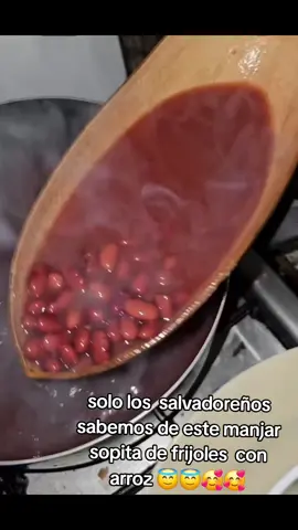 #salvadoreños #🇸🇻 #🇸🇻❤️ #sopita de #frijoles  con arroz 