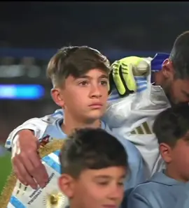 ميسي وادع الجماهير الأرجنتين يوم 🔥🤩.   #برشلونة 