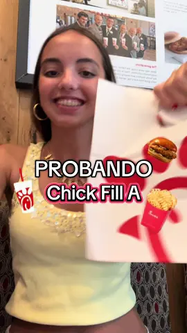 Probando chick fill a en nueva york #comida #chickfilla #comidanyc #hamburguesa 