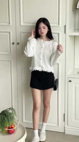 Sắm áo dài tay cho mùa thu đông dần nè mấy bà ơi ✨ #reviewthoitrangnu #xuhuongtiktok #aosomidaitay #áobánhbèo #aokieunudaitay 