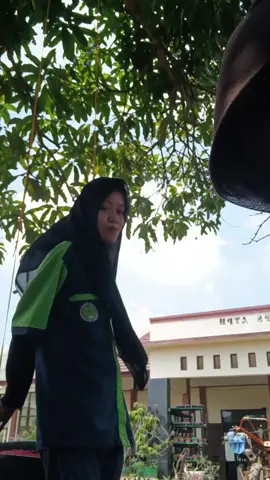 selesai nyangkul tetap SLAYY #viral #xybca #promoseruweekend 