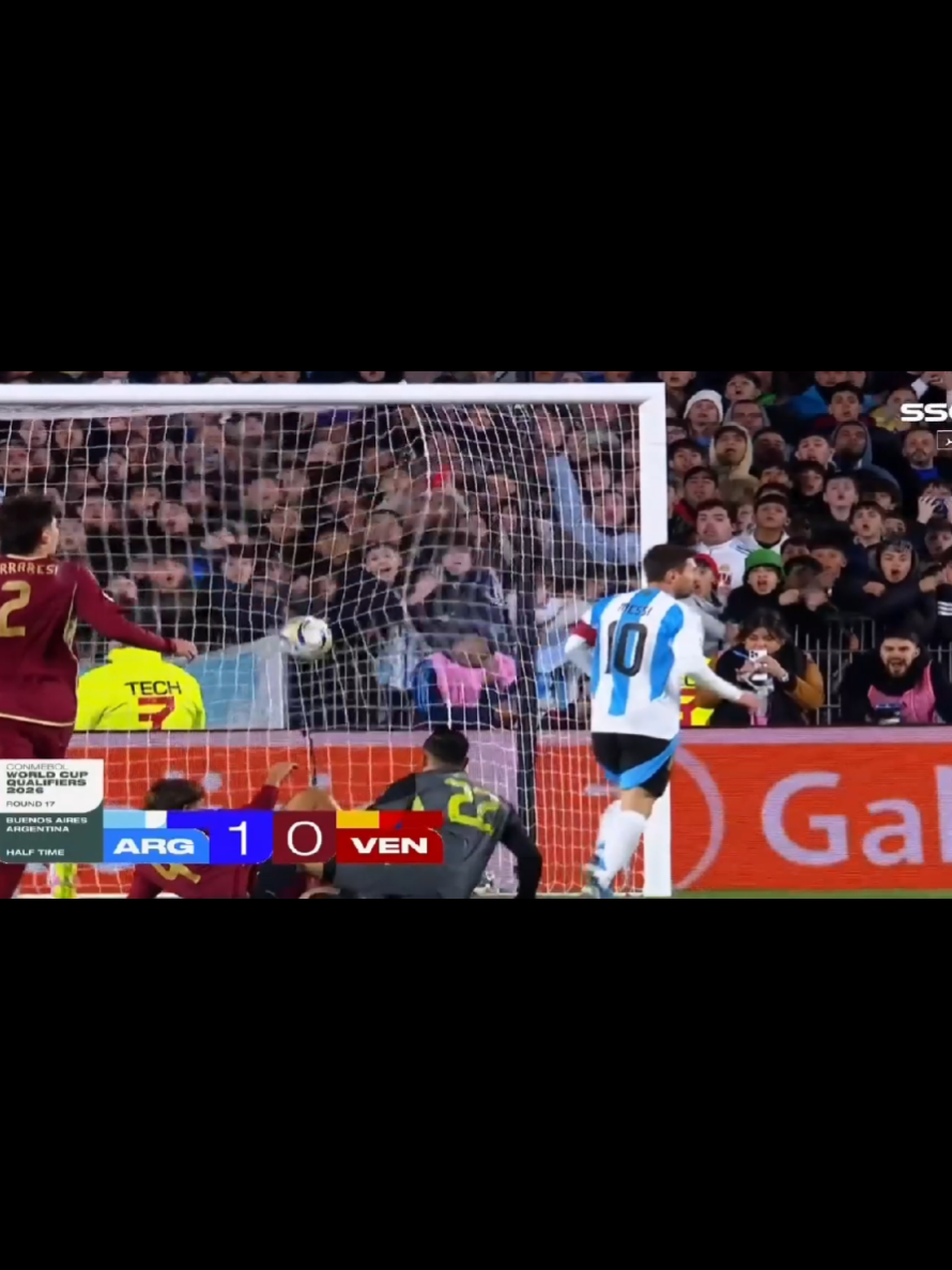 Argentina vs Venezuela half time 1-0...///Messi goal   #মেসির_ভক্তুদের_দেখতে_চাই🤩 #mdsakhawat_10 #bdtiktokofficial🇧🇩 #foryou #tiktok  @FIFA @afaseleccion @TikTok Bangladesh @TikTok @For You House ⍟ @Creator Portal Bangla 