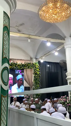 Syahdunya Rutinan Majelis Az zahir#habibalizainalabidin #habibbidinasegaf #rutinanazzahir #majlisazzahir #majelissholawat #xyzabc #abcxyz #kanzussholawat #shollualanurilladzi @Ali Zainal Abidin Assegaf @YANLUCKYAZZAHIR @Syahrul Afi Azzahir @isad elmadany @Taqim ibnu reyhan @maswan Azzahir @Salim Ibrahim ][ سالم ابراهيم