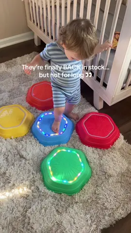 These musical light-up stepping stones are back in stock 🎶💡 but they always sell out FAST! Perfect Christmas gift for your little ones (yes, it’s right around the corner 🎄). Grab them before they’re gone again! #toddlertoys #christmasgifts2025 #giftideasforkids #toysontiktok #holidaymusthaves #tiktokmademebuyit #momlife #indoorplay #backinstock #selloutalert
