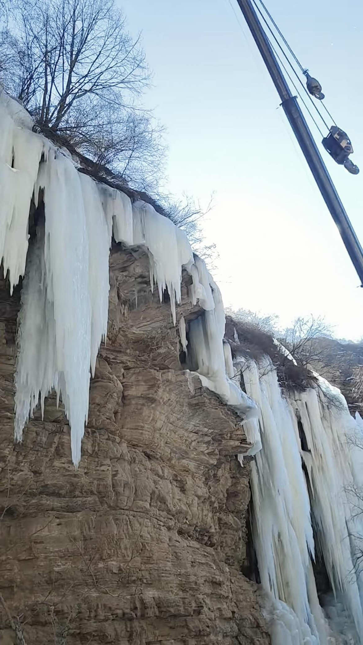 The happiness after an ice storm #satisfying #asmr #ice #fyp #fypシ #oddlysatisfying 