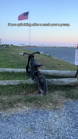 Crashed again the other day 🤣#crash #funny #talaria #fyp #viral 