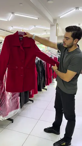 🧥 ¡Estrena ya tu saco de lana! ✨ Modelos únicos, calidad que se nota. 🚚 Envíos a toda la República 🇲🇽 📲 Escríbenos por WhatsApp y aparta el tuyo: 495 120 5988 | 496 106 1521 🔥 ¡No te quedes sin el tuyo, vuelan rápido! #SacosDeLana #ModaVillaHidalgo #EnvíosAMéxico #ModaExclusiva