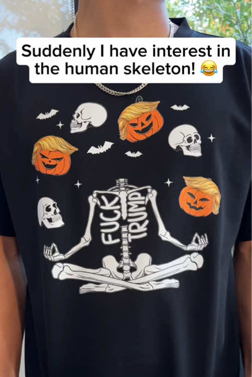 This shirt is a masterpiece 🔥 #trump #fdt #halloween #halloween2025 #fyp 
