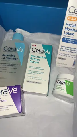 Some #unboxing of @CeraVe products!😍 #cerave #skincare #beauty #gifted 