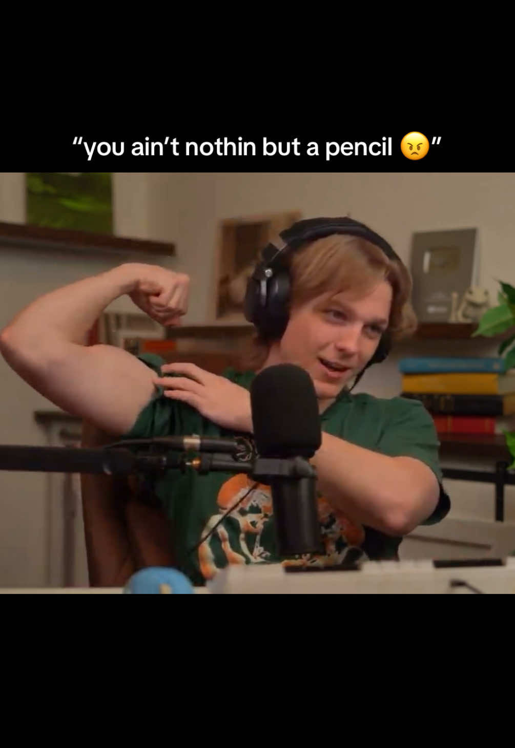 dean withers has unhinged conversation during live debate and shows off his muscles  #deanwithers #maga #debate #politicstiktok #liberal @Dean Withers 