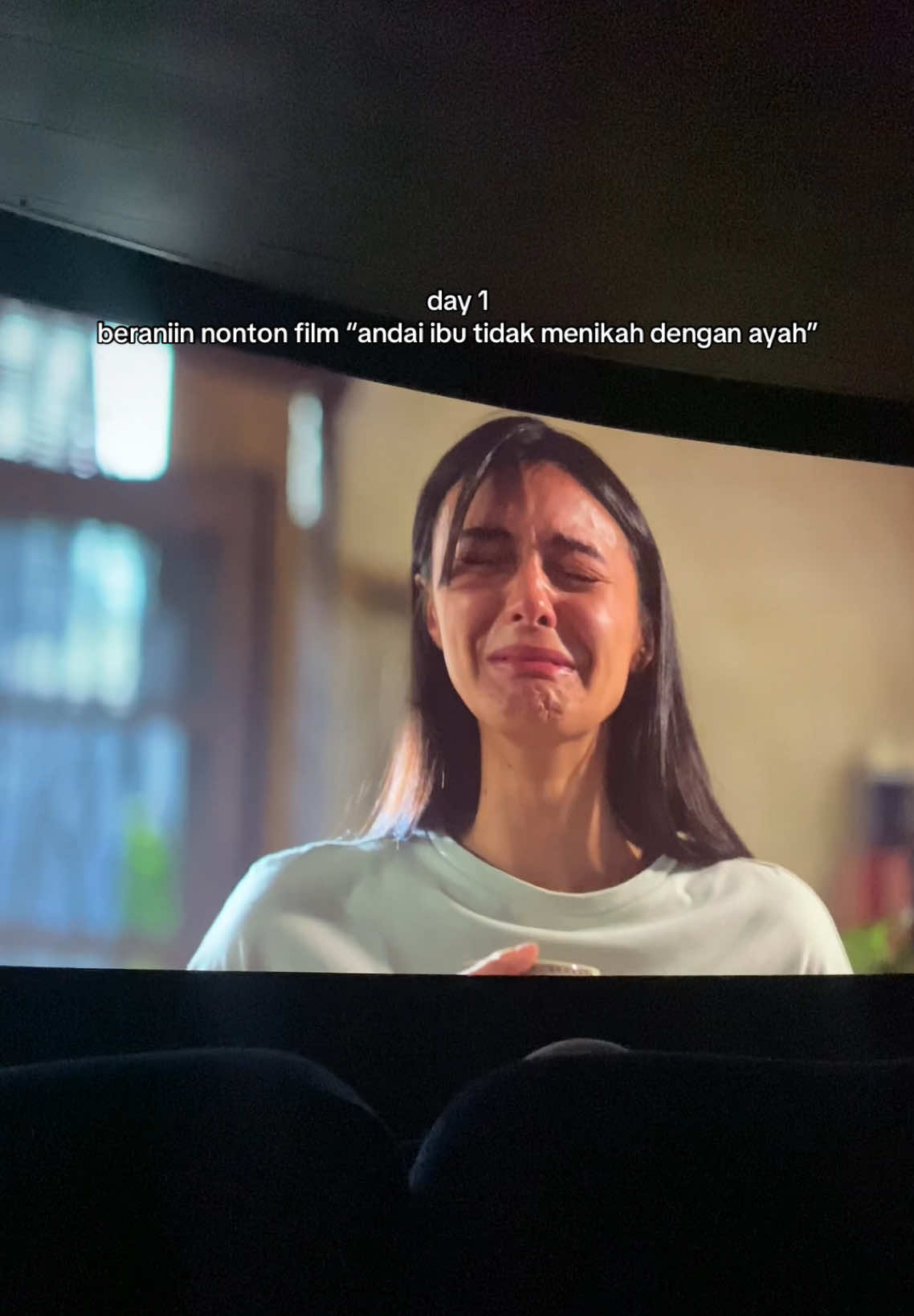 perasaan ga pernah cerita ke siapa-siapa, kok bisa dijadiin film ya  #andaiibutidakmenikahdenganayah #filmindonesia #bioskop #fyppp 