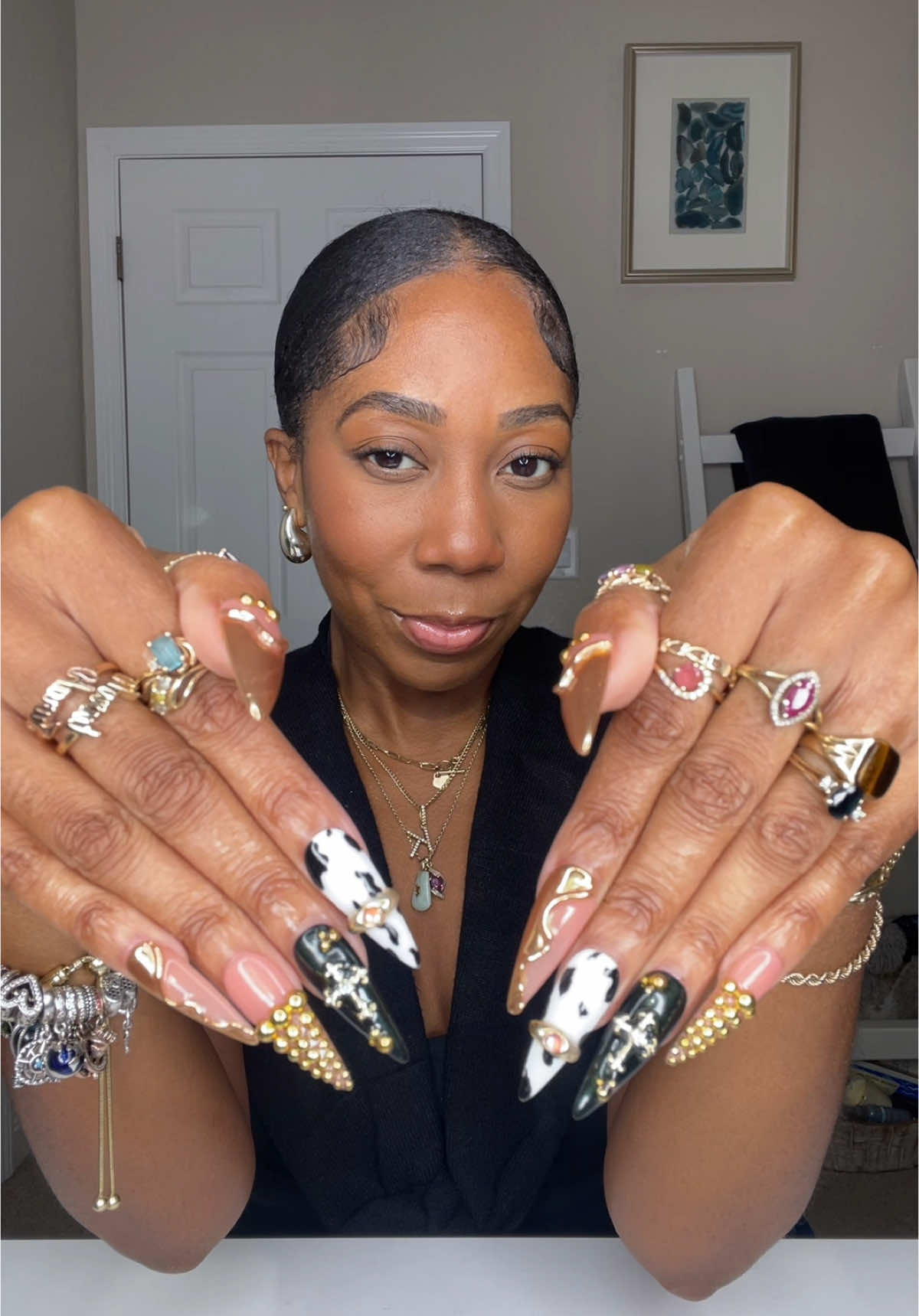 Nails that Vibe ✨ Nails: Desert Glam @SHE DARES NAILS  #pressonnails #nailtok #pressons #presson #nailtiktok #tiktoknails #frenchies #frenchtipnails #frenchtip #handmadenails #athomenails #affordablenails #turah21 #stilettonails #nailaddict #nailartinspo  
