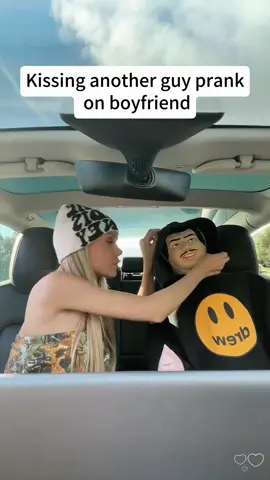 His reaction 😳😱 #couplestiktok #foryou #funny #prank #fake #couplecomedy #husband #Relationship #funnyvideos #fyp 