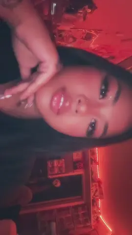 👄