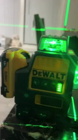#lazer#construction #anivelador#nivel #dewalt