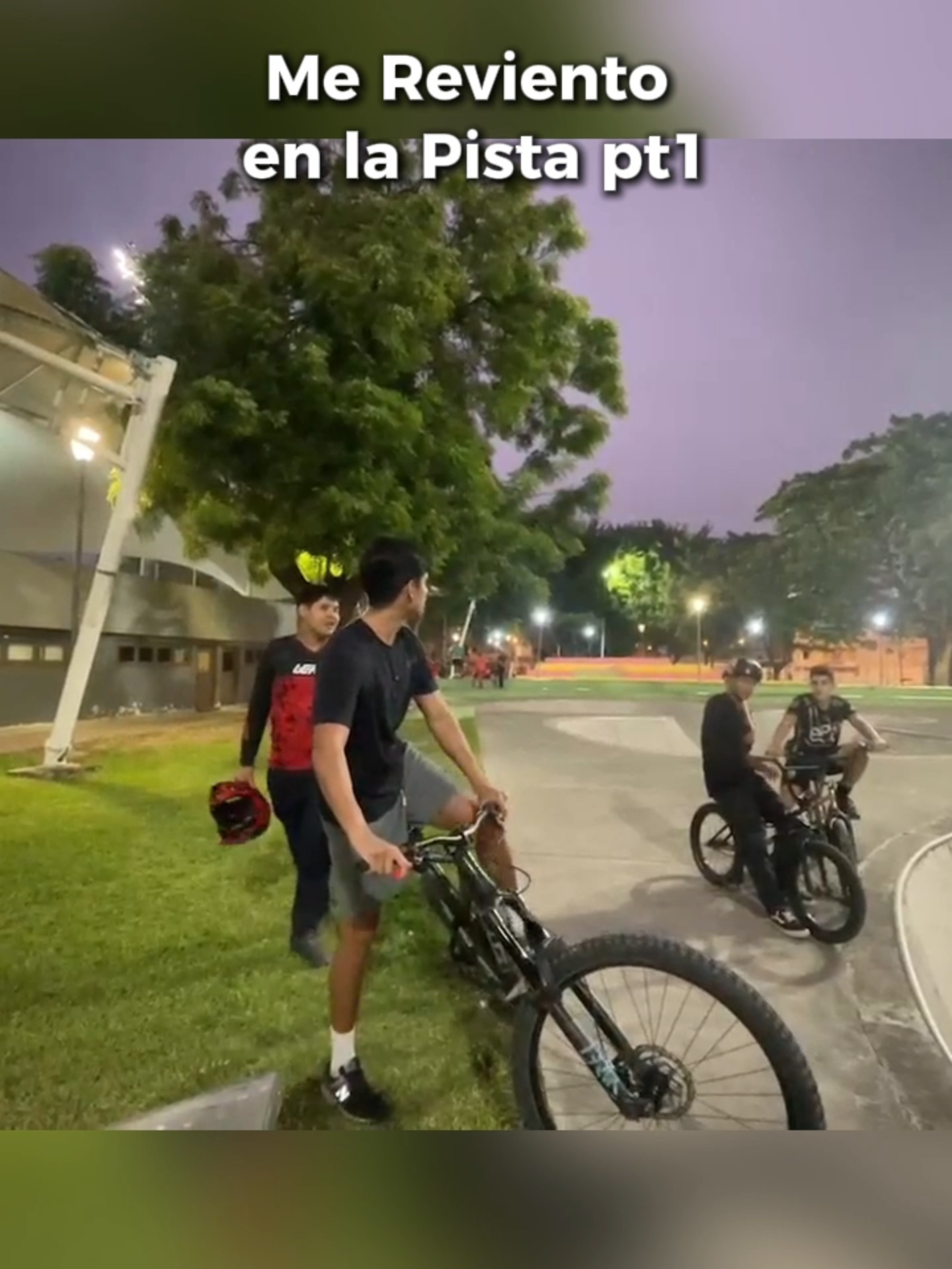 Casi no la cuento en la Rotonda Portoviejo #portoviejo #skatepark #rotonda