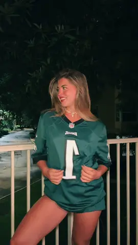Who’s ready for the birds to take over another year 😏🏈 #eagles #NFL 