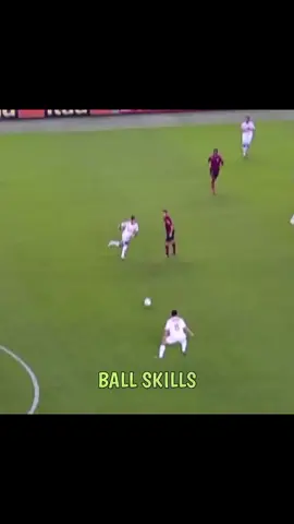 Neymar vs Ronaldinho Gaúcho - santos x flamengo 2011  #neymar #ronaldinho #ronaldinhogaucho #flamengo #santos 