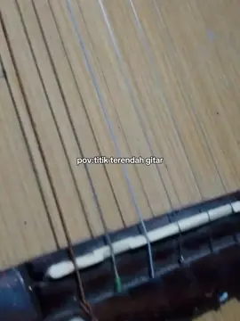 tutor biar tali senar nya gak putus😭#CapCut #promomakangajian #gitarmurah #gitarpemula #lewatberandamu 