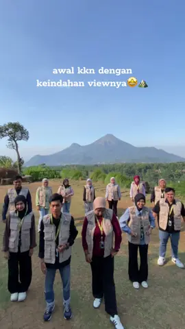 tarian pemanggil warlok 🤙#kknpacet #fypage 