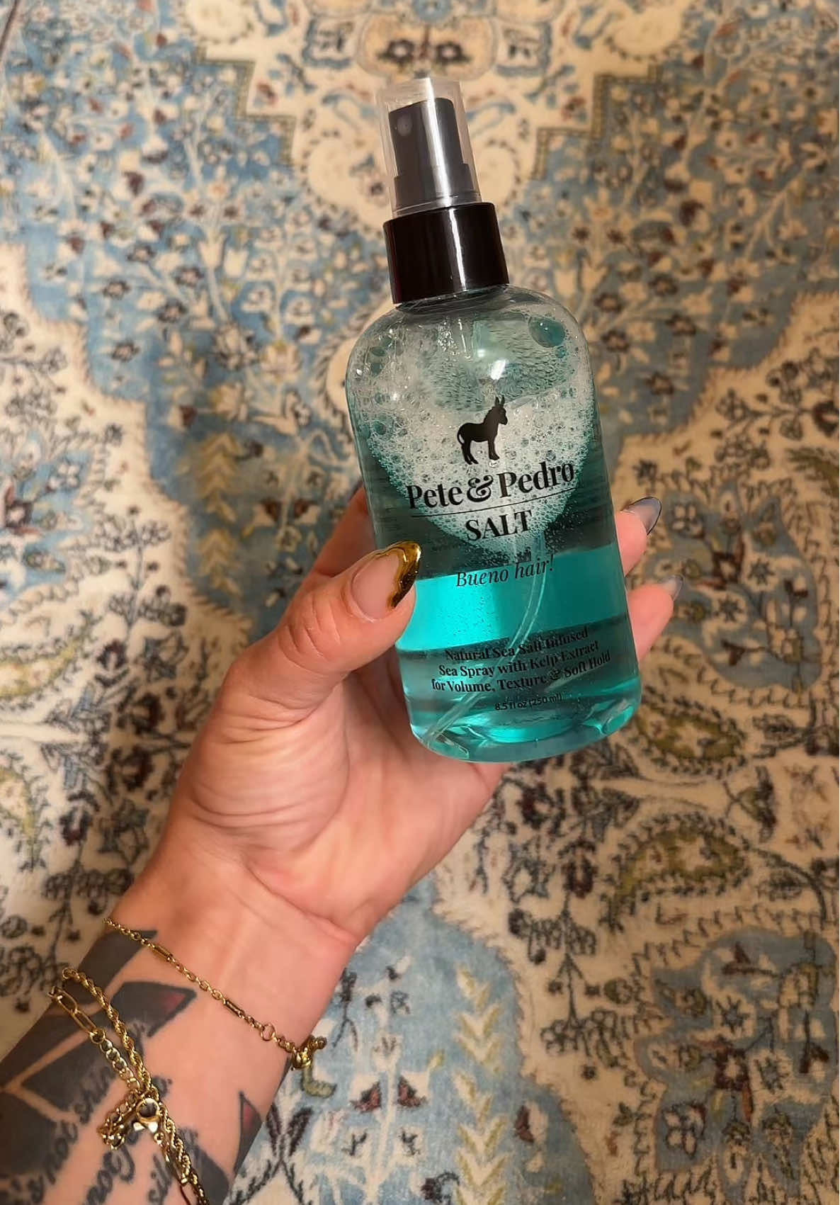 But I mean, the beach would still be nice too #seasaltspray #beachwaves #hairproductreview #peteandpedro #hairtok 
