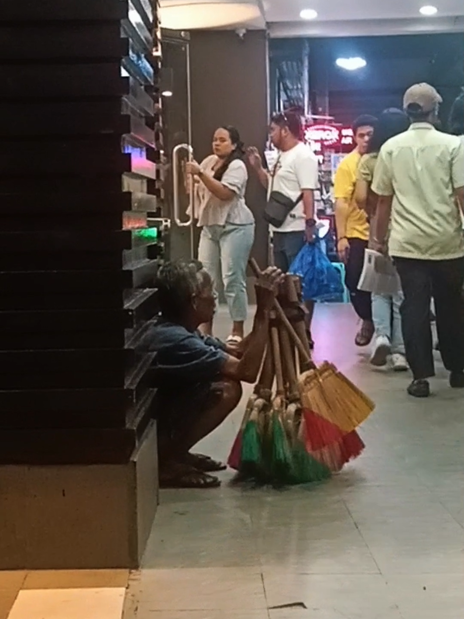 Sana si TATAY Naman ma TULONGAN natin🥺