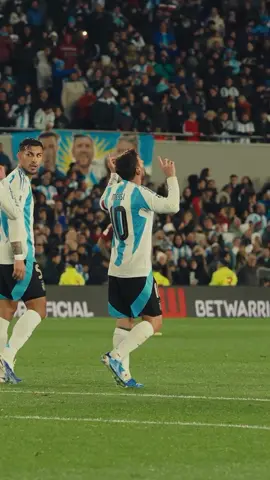 LAST DANCE IN 🇦🇷💔🐐 #foryou #messi #explore #fyp #explorepage 