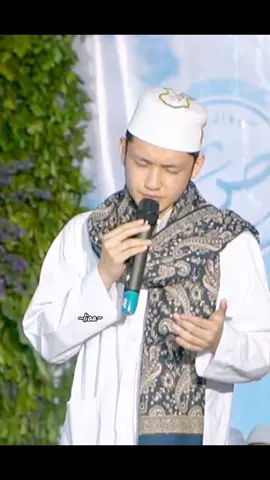 MasyaAllah Tabarakallah  sholawatan bareng Sayyid Alwi Assegaf 🤲🏻🥰 #alwiassegaf03 #habibalwiassegaf #sayyidalwiassegaf #sholawatan #fyp 