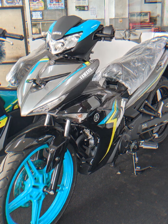 ✨ NEW ARRIVAL ✨ 🔥 Yamaha MX KING 150 🔥 ✅ Harga Cash: Rp 29.120.000 ✅ DP: Mulai Rp 3.000.000 ‼️ Syarat gampang, proses cepat! Cukup KTP & KK ✅ 📍 Langsung datang ke: Fortuna Jaya Penjara, Pontianak ☎️ WA: 0838-6699-0630 (Ira) Buruan sebelum harganya naik! Stok terbatas 🚨 👉 IG: @fj_penjara #mxking150 #newmxking #yamahaindonesia #yamahakalbar #pontianak 