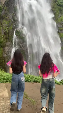 Dạo Chơi 🏔️🏔️🏔️#canhdep #xuhuong #vairal #canhdepthiennhien #gaixinh 