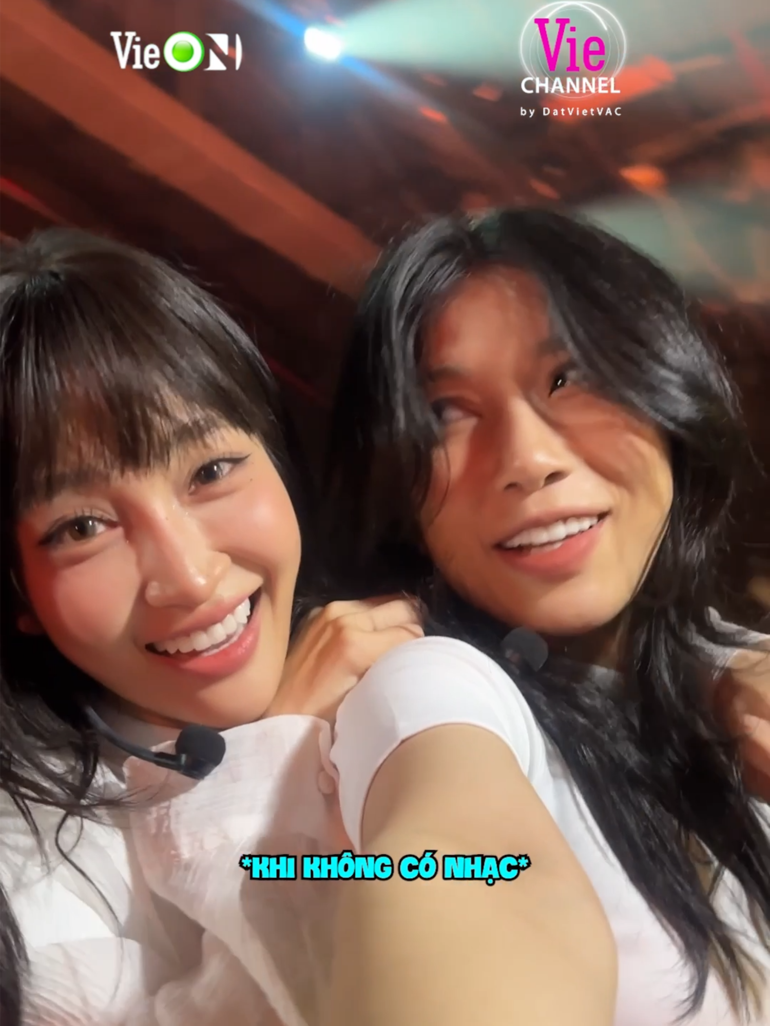 Beat này chạy bằng cơm hơi bị mượt =)))) #EmXinhSayHi #EmXinh #EXSH #DatVietVAC #VieON #VieChannel #JUKYSAN #LYHAN