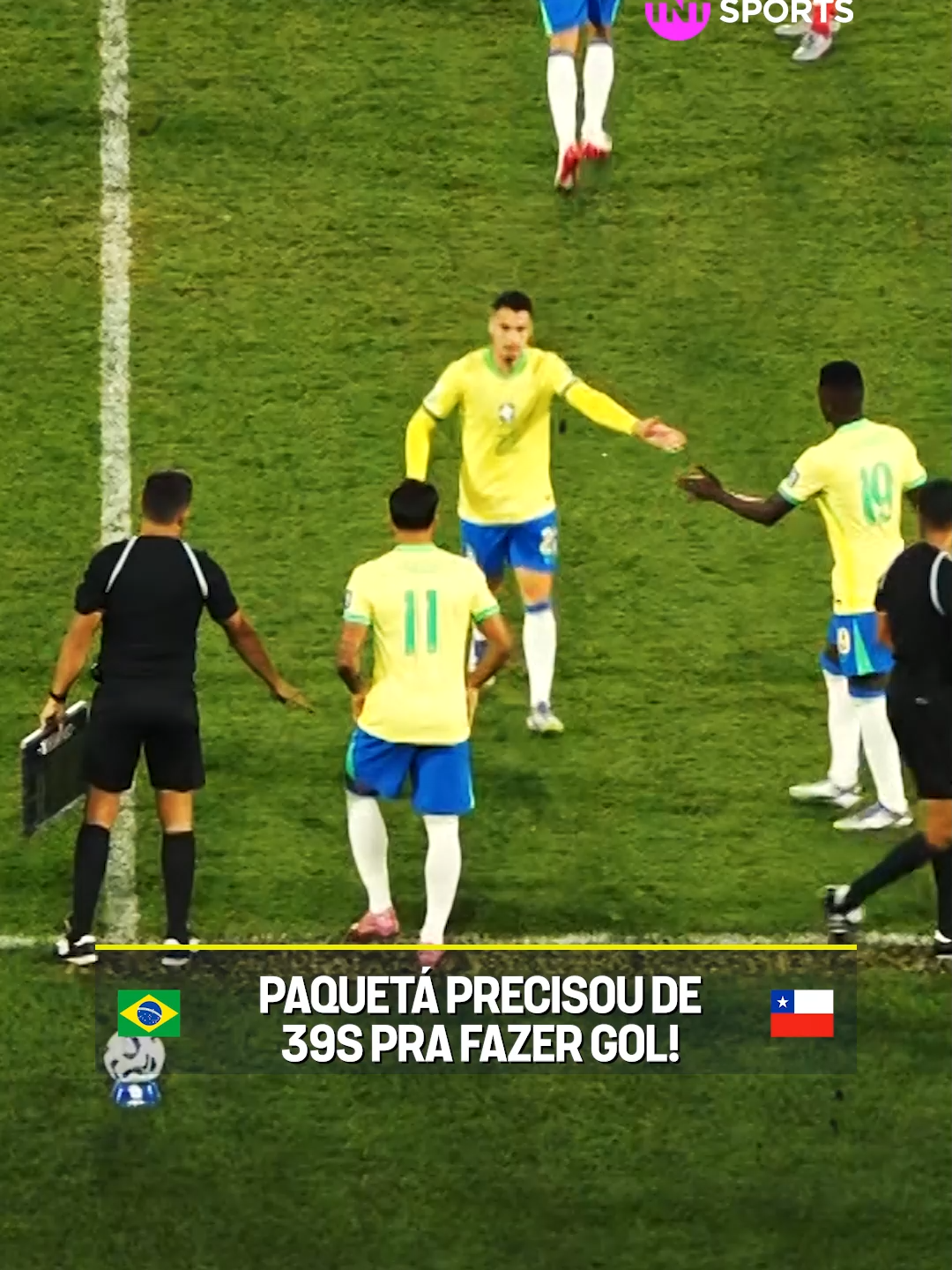 O PAQUETÁ TÁ DE VOLTA PRA SELEÇÃO E JOGANDO MUITA BOLA! 🔥🇧🇷 Ele demorou só 39 SEGUNDOS pra fazer o gol dele pela Seleção Brasileira contra o Chile! #FutebolBrasileiro #SeleçãoBrasileira #lucaspaquetá #tiktokesportes #brasil