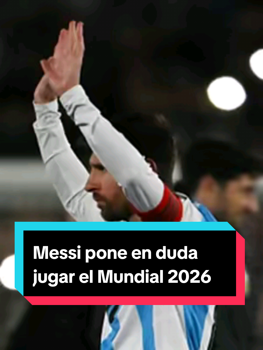¡Messi pone en duda su última gran cita! ⚡ 🇦🇷 Con el boleto asegurado a la Copa Mundial, todos esperaban la confirmación de Leo… pero el 10 sorprendió dejando en el aire su presencia. ¿Será este el final de la era Messi en la Selección? 😢⚽ 📺 Disfruta la Copa Mundial de la FIFA 2026 el próximo verano por Telemundo y Peacock #EliminatoriasSudamericanas #MundialTelemundo