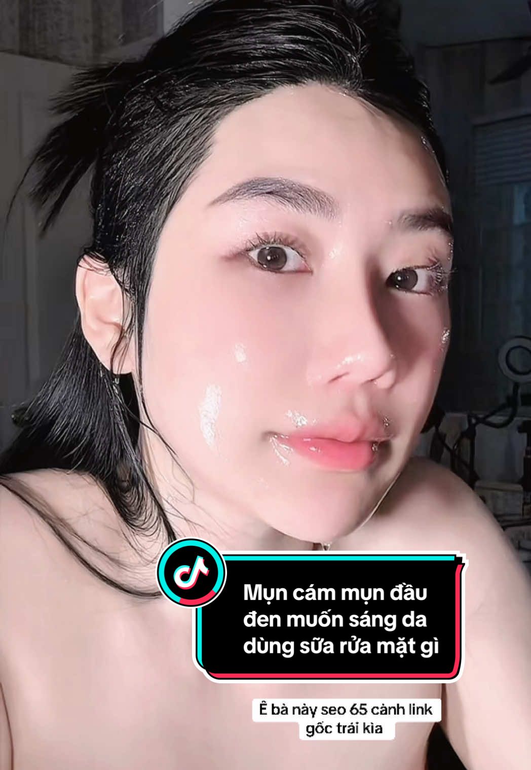 Trả lời @lantrann.78 da tôi nhiều mụn cám mụn đầu đen mà da sạm dùng sữa rửa mặt nâng tông của hãng này ok nha mịn lắm#sữa rửa mặt  