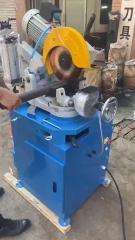 Pipe cutting machine #metalpipecuttingmachine #pipecutting #pipecutter #China 