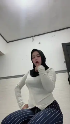 Tikus tikus kantor🐭#masukberandafypシ゚virallllll#explorepage✨#fypシ゚viral🖤tiktok#tikuskantorrvelositii#fypシ゚viral 