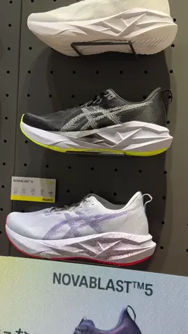 ASICS NOVABLAST 5 TOKYO EDITION IS FINALLY OUT. Terima kasih yg order, admin dah siap shopping semalam ✅ #asics #tokyoedition 