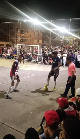 Cuervo marcando a Kendry 🤠 #tbt#relampago #futbol⚽️ #relampago #delbarrioparaelmundo 