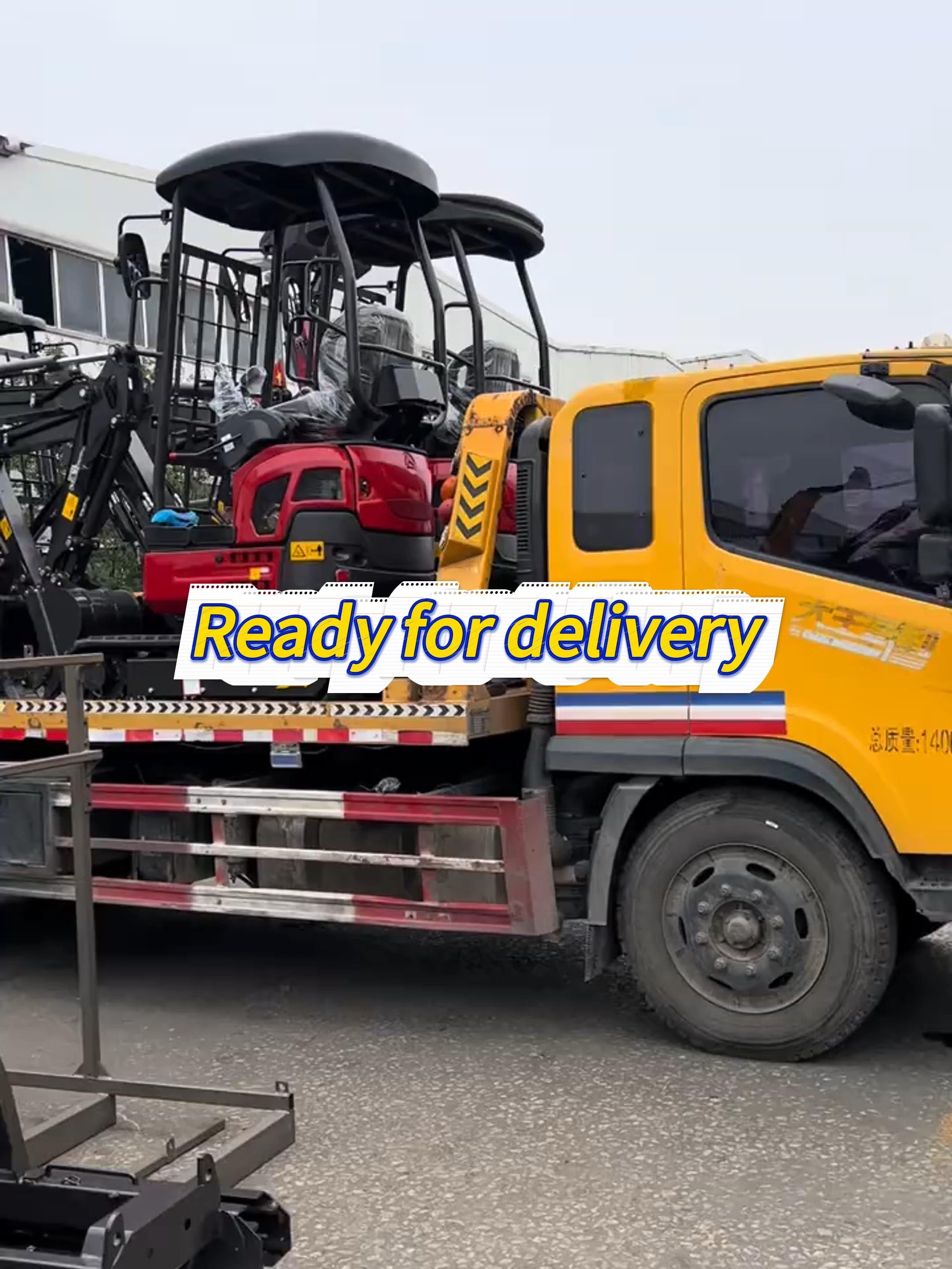 China mini excavator is on delivery, we provide free delivery and unloading service and one year warranty#miniexcavator #excavator