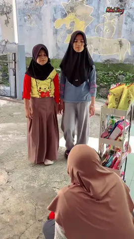 AZKA MALAH MAU MINTA DI SEDUHIN CHOCOLATOS KE IBU MIMI😅🙈🙏