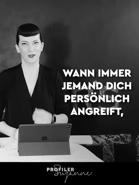 Wie reagierst du, wenn jemand dich persönlich angreift❓ In diesem Video erkläre ich dir anhand verschiedener Beispiele, wie die Inhaltsebene von Pfeifen funktioniert und was mit dir geschieht wenn du auf der Ebene Führung betreibst. #tatort #truecrimecommunity #crime #truecrime #profiler #profilersuzanne