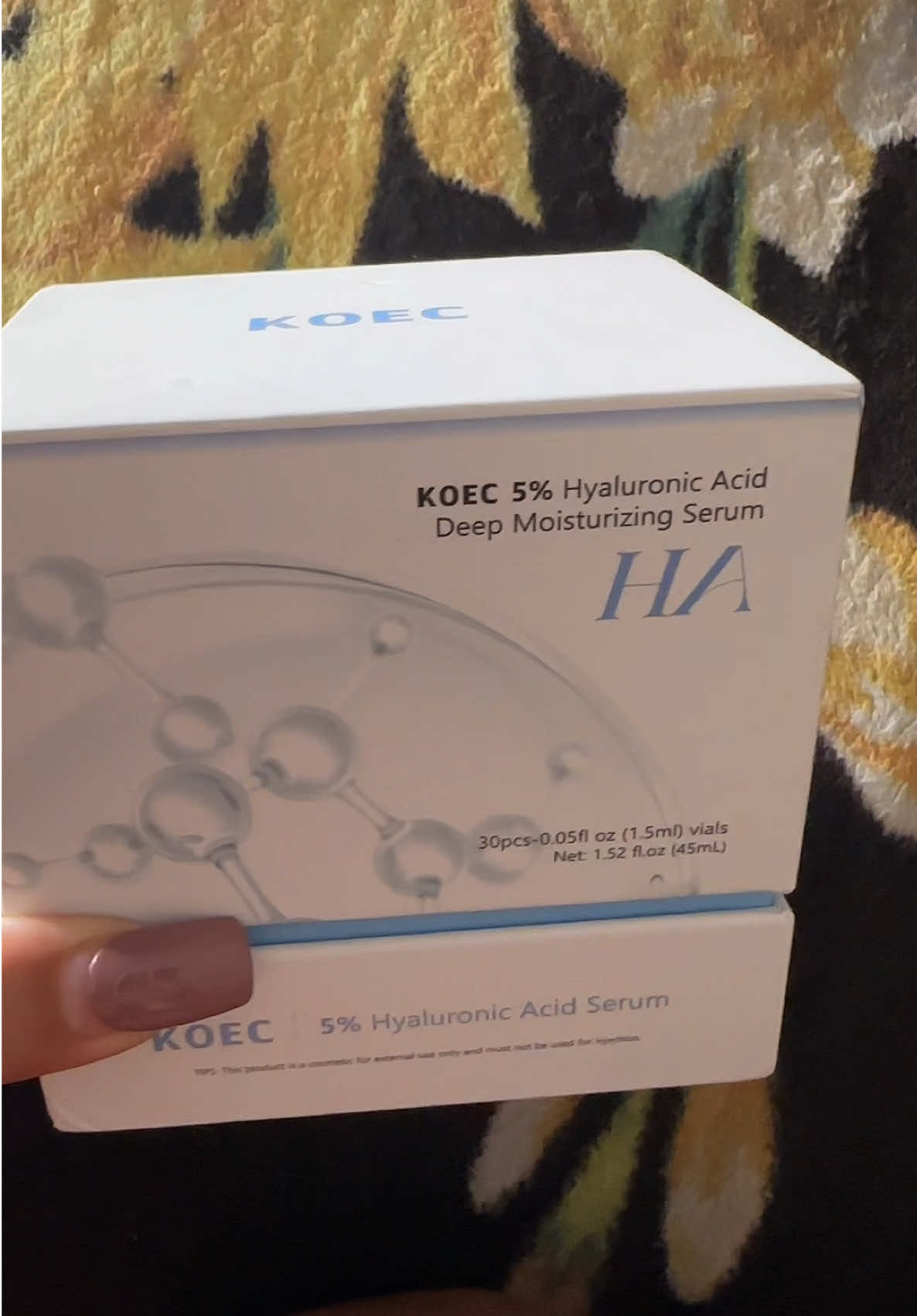 KOEC hyaluronic acid serum is a must have, very good for the skin getting rid of wrinkles. Also making your skin feel really smooth and hydrated. Don’t wait and purchase it now. 
