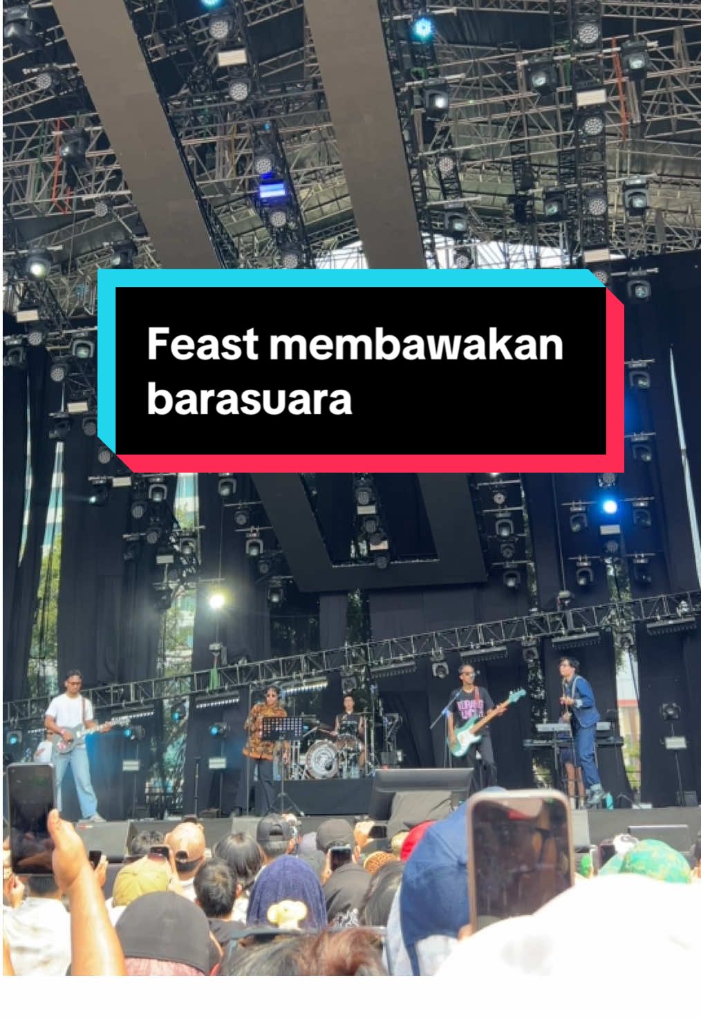 .Feast membawakan terbuang dalam waktu #feast #barasuara #pestapora #fyp #foryou 