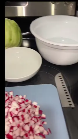 Tonight’s Episode #pullingshitouttamyazzsoyoudonthavetobroughttoyoubymeeee Pork shoulder roast posole👩‍🍳💋🫰##enjoylife##soysalvadoreña🇸🇻💙##everyone##porkroastposolebymyl 